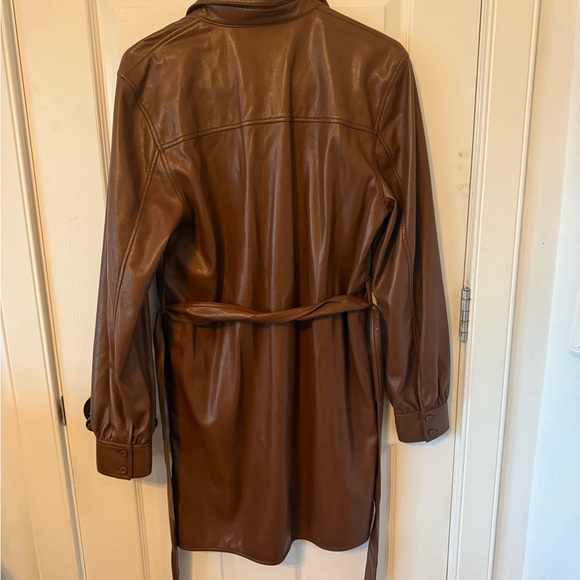 Aritzia Faux Leather Trench Coat 🤎 Chocolate Brown | Chic | Size M - Picture 5 of 6
